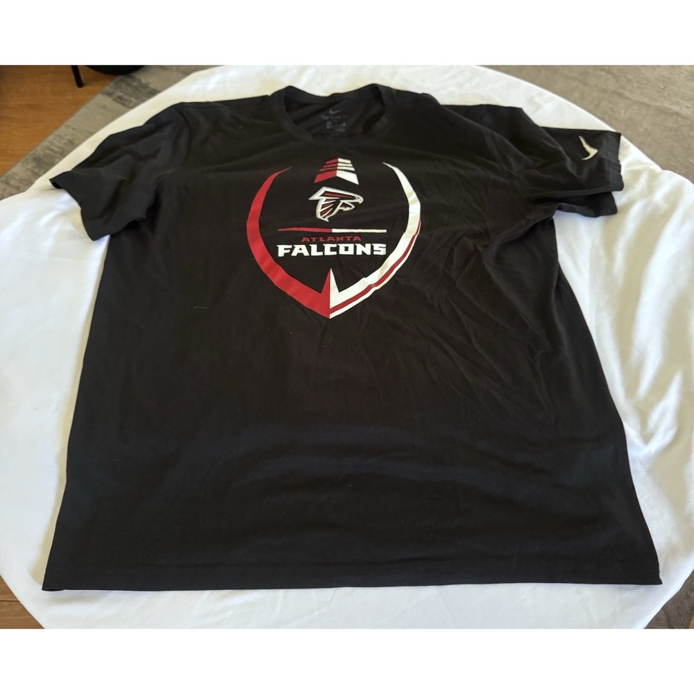 NWOT Atlanta Falcons T-Shirt Men's XL Short Sleeve Nike NFL Football Sports
